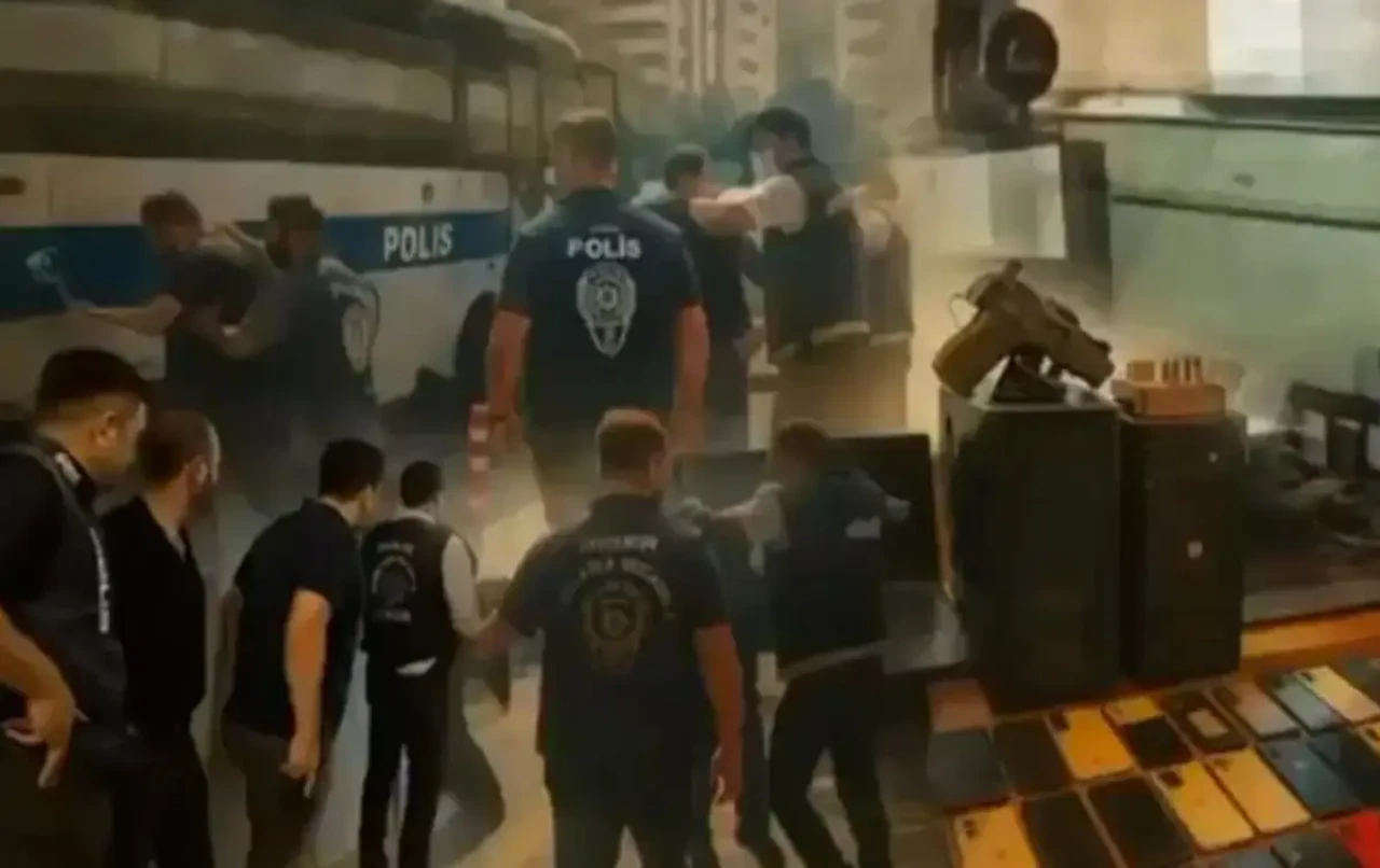 Siber Suçlara Darbe: 44 İlde Eş Zamanlı Operasyon, 214 Gözaltı