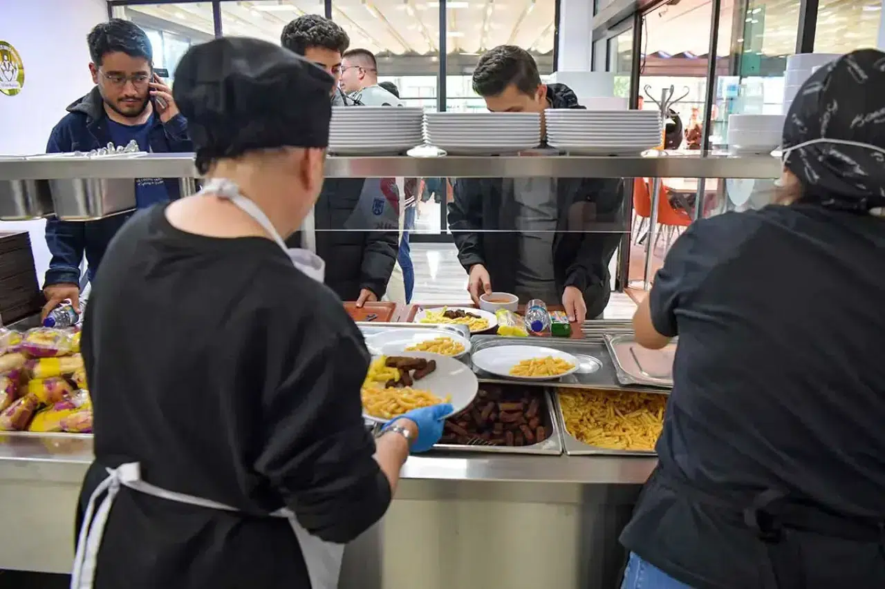 Ankara’da Öğrencilere Sıcak Destek: Anıttepe Gençlik Sofrası Hizmete Açıldı