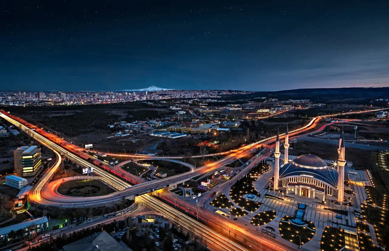 Ankara’da 5 Ekim 2025 Pazar Günü Trafiğe Kapalı Yollar: İşte Detaylı Liste ve Alternatif Güzergahlar
