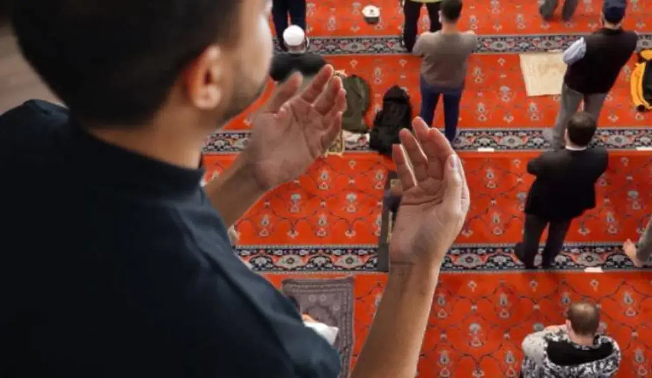 7 Kasım 2025 Cuma günü İstanbul, Ankara’da Cuma namazı saat kaçta kılınacak?