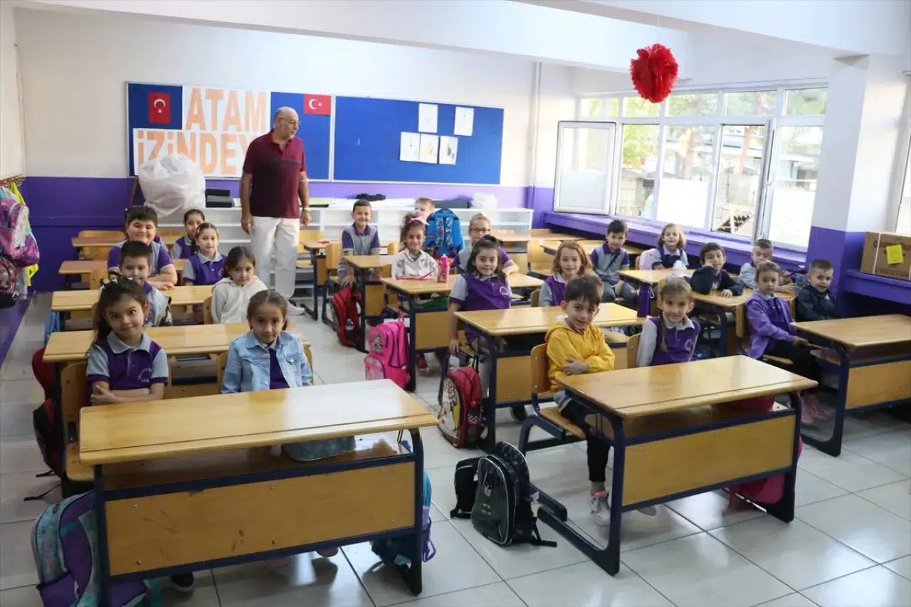 Ankara’da Yeni Eğitim Yılına  Okul Çevrelerinde Sıkı Takiple Başlandı