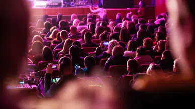 Keçiören’de Tiyatroya Yoğun İlgi Yaşandı! “Babam Geri Döndü” Sahne Aldı