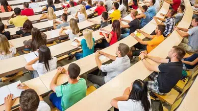 Ankara’da Öğrenciler Geçim Savaşı Veriyor: Ev ve Yurt Ücretleri El Yakıyor