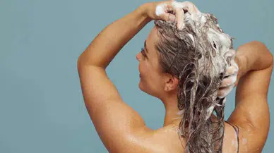 Konazol Şampuan Nedir? Nasıl Kullanılır? Faydaları Nelerdir